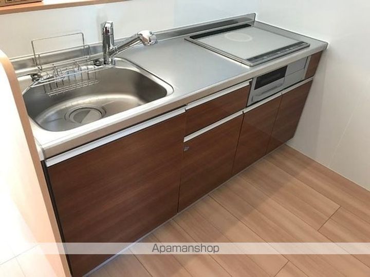 福島県福島市大森字唐橋の賃貸アパートのキッチン