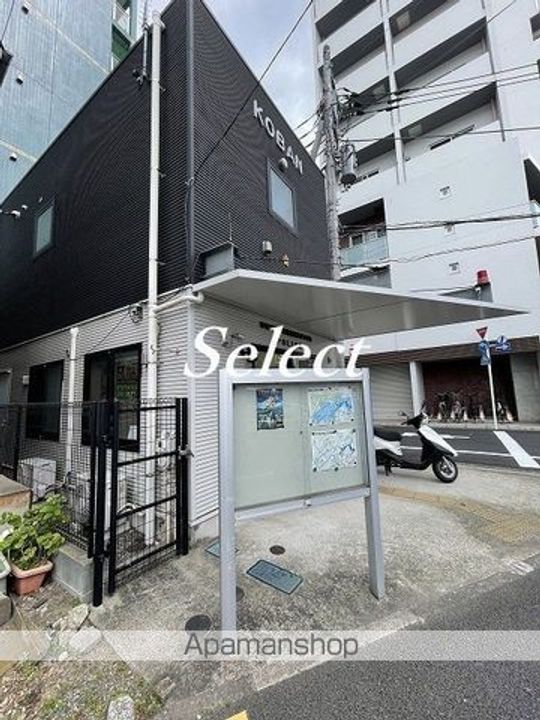 グリフィン横浜・ウェスタの周辺