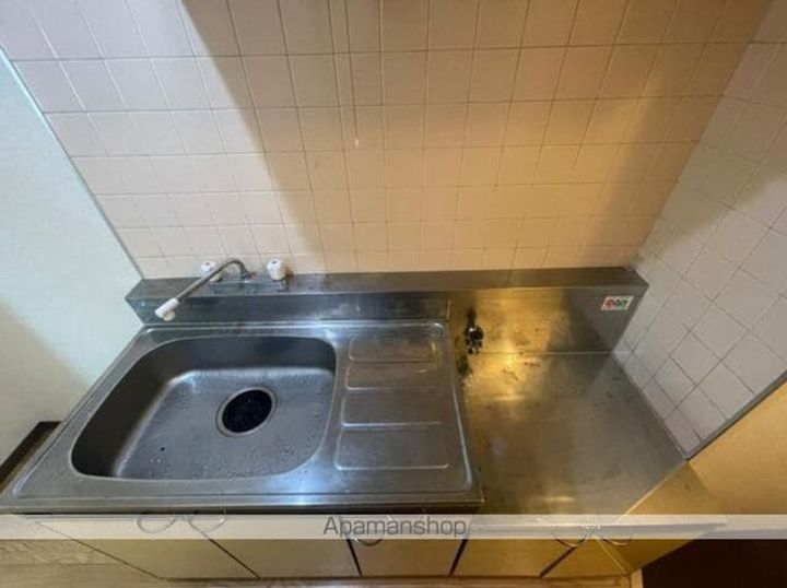 メゾンドール追分のキッチン