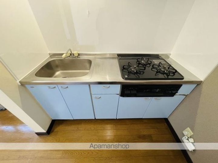 メモリーウエストBのキッチン