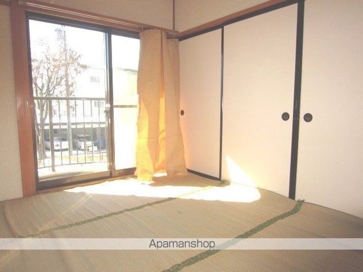 長野県長野市青木島1丁目の賃貸マンションの内装