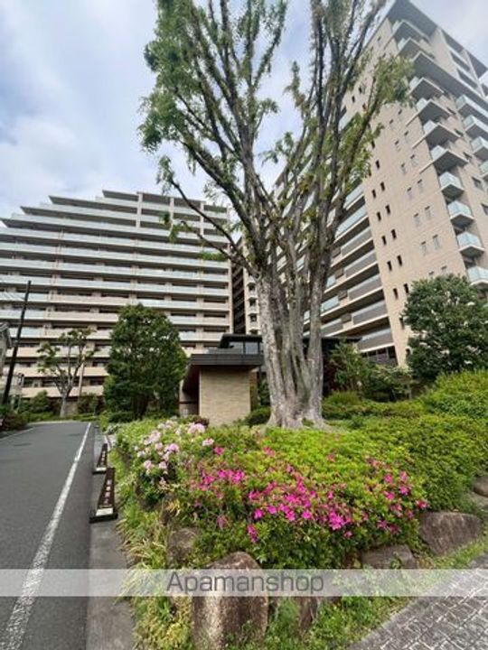 東京都八王子市子安町1丁目の賃貸マンションの外観