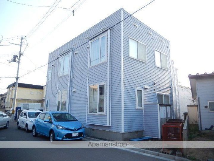 ホワイトハウスFの外観