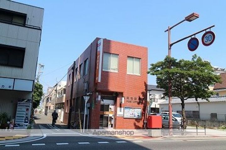 大手門フラットの周辺