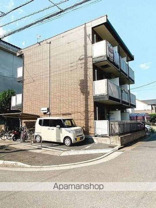 レオパレスアリーナレジデンスの外観