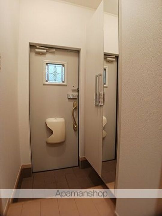 アウトリガーの玄関
