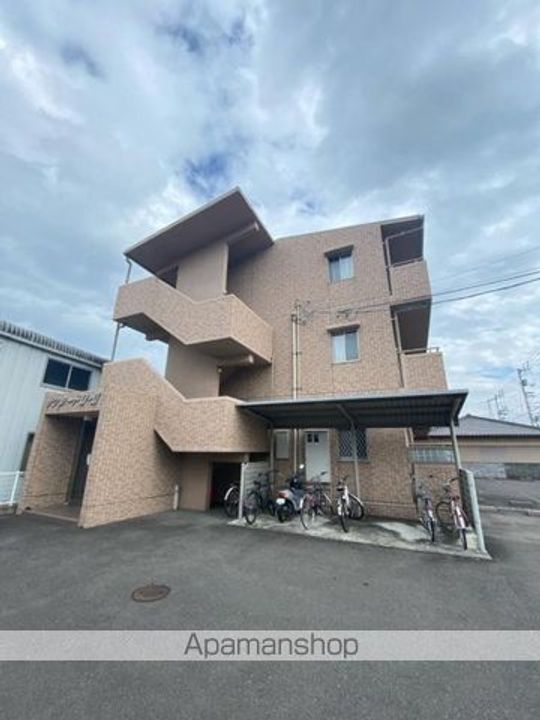 香川県高松市前田東町の賃貸マンションの外観
