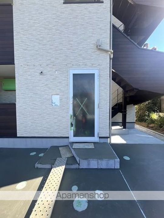 桧材仕様の単身物件 トレフル三郷中央205のその他画像