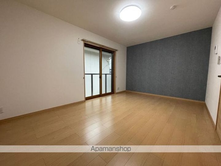 ラフィナート203の居間