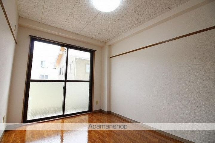 メゾン・ド・アニヴェルセル105の内装