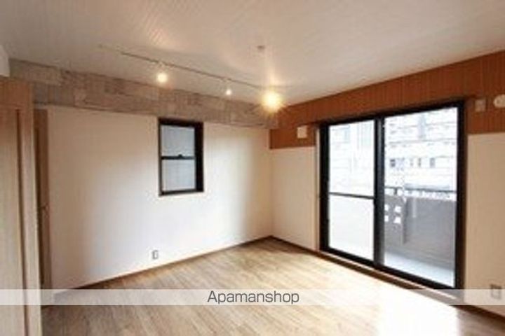 ハイエストTK−1の内装