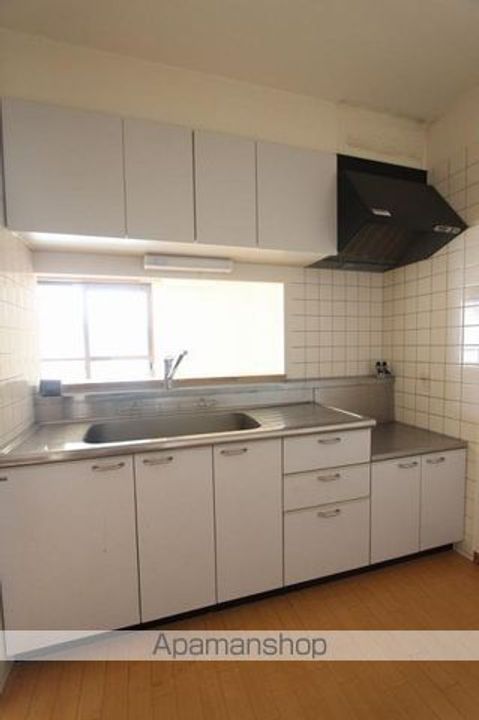 香川県高松市成合町の賃貸アパートの内装