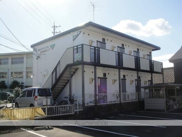 第2ホワイトハウス105の外観