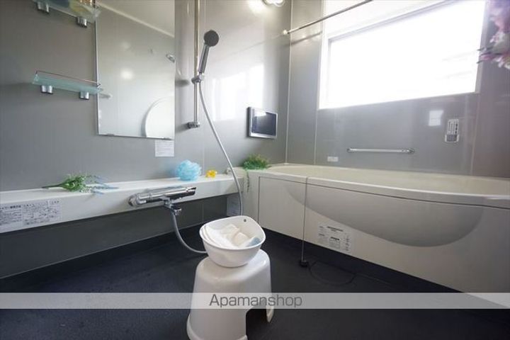 愛知県名古屋市東区泉3丁目の賃貸マンションの風呂