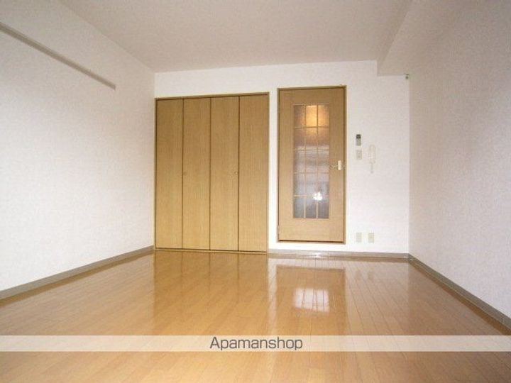 宮城県仙台市青葉区台原6丁目の賃貸マンションの居間