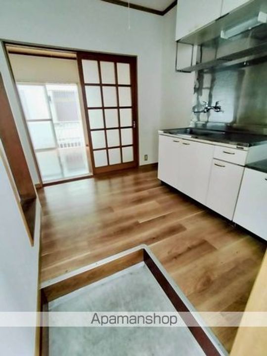 フローラル花水木の玄関