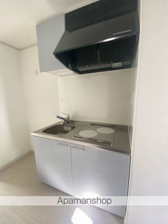 ソラーナ三郷中央303のキッチン