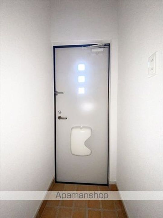 ベル フローラAの玄関