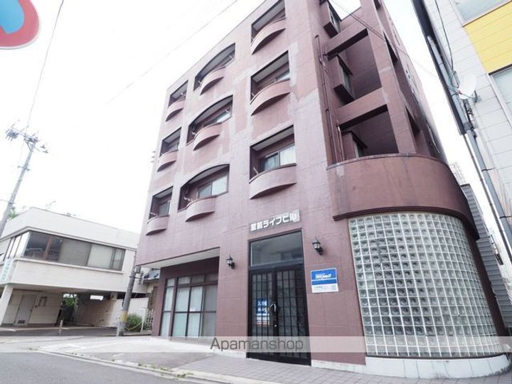 堂前ライフビル301の外観