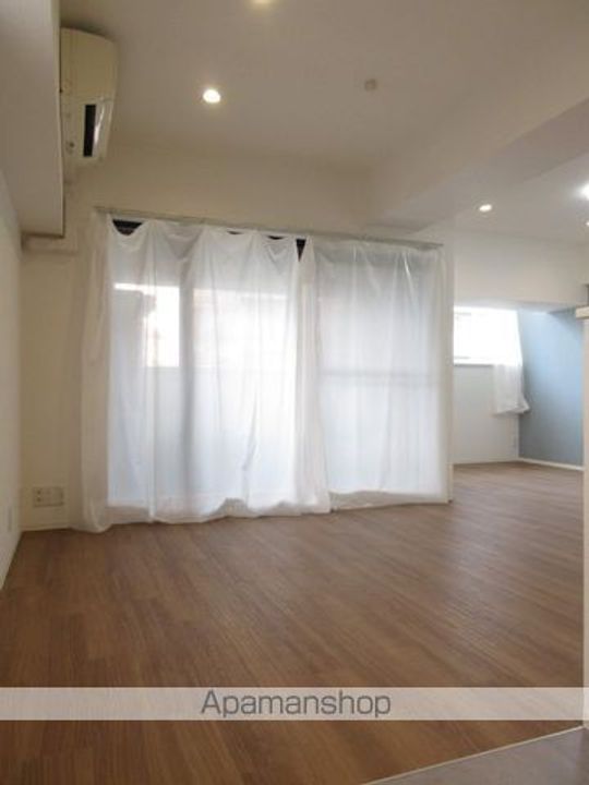 東京都杉並区阿佐谷南3丁目の賃貸マンションの居間