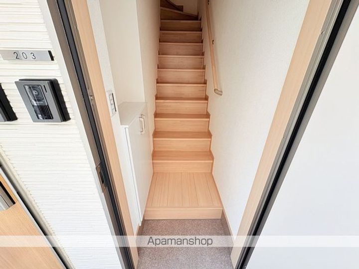 パールフォレストの玄関