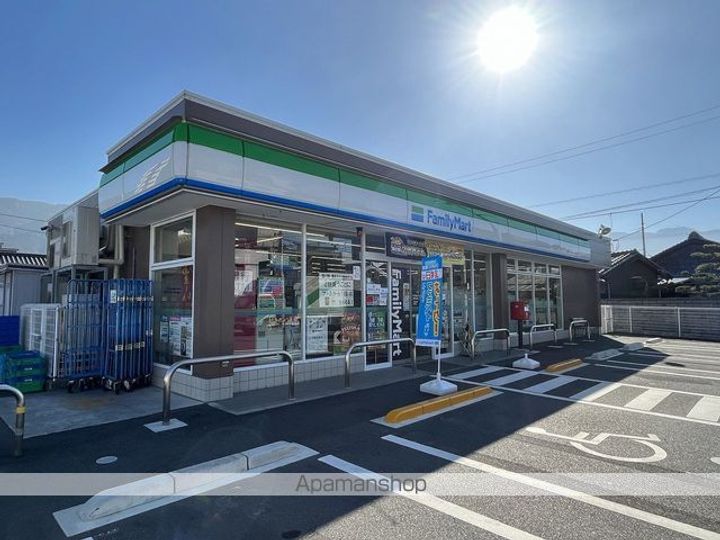 レオネクストシャムロックの周辺