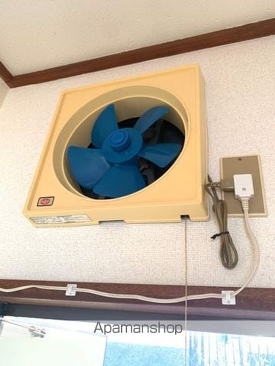 東京都八王子市大和田町7丁目の賃貸アパートの内装