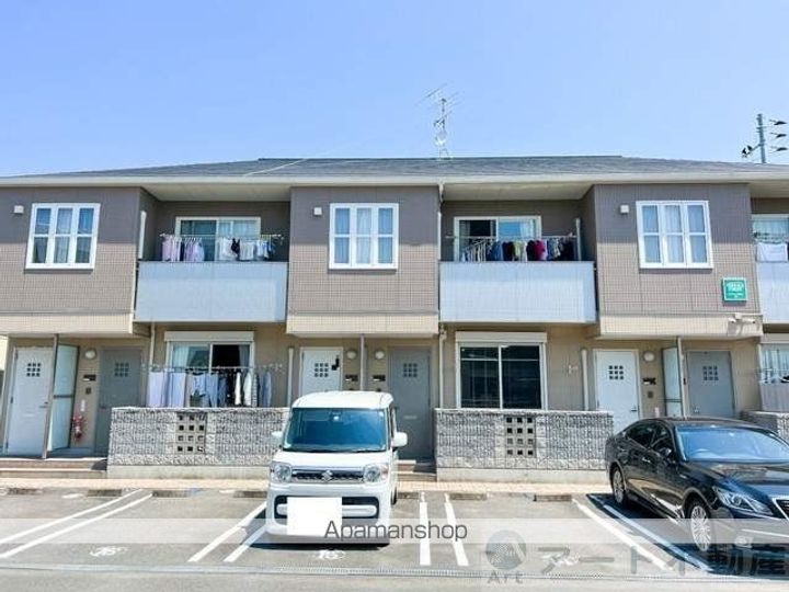 テラスコート東垣生 A棟の外観