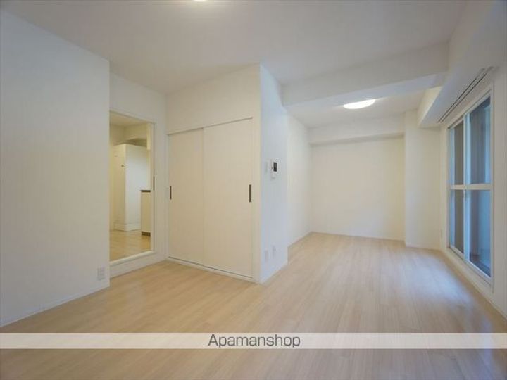 愛知県名古屋市東区泉2丁目の賃貸マンション201の内装