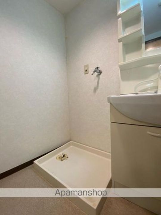 香川県高松市築地町の賃貸マンション401の内装