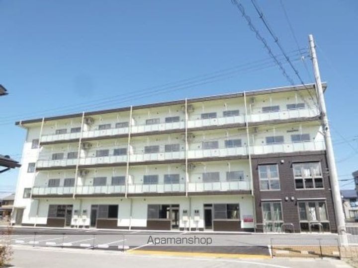 滋賀県彦根市南川瀬町の賃貸アパートの外観
