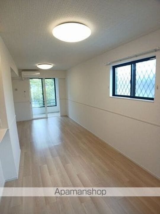 ベルジークⅡの居間