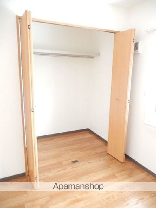 ラフレシール中道201の内装