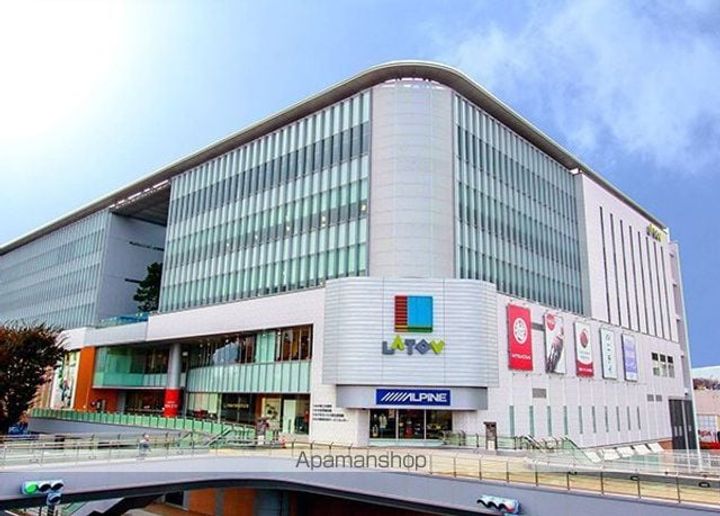 クレー城山303の周辺