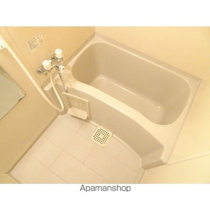 フィールドハウスⅡ107の風呂