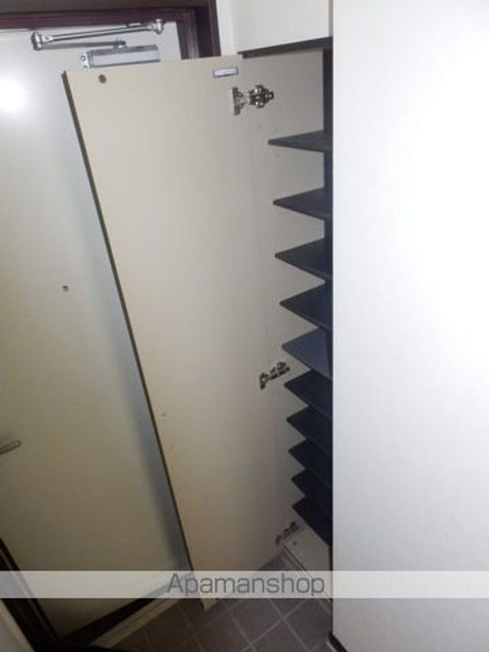 千葉県千葉市中央区登戸2丁目の賃貸マンションの内装