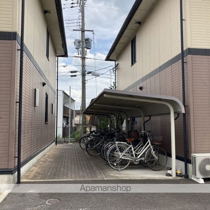 滋賀県甲賀市水口町八光の賃貸アパートの外観