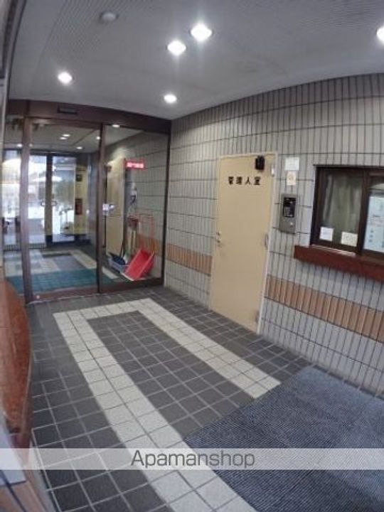 ダイアパレス沼垂四ツ角の外観