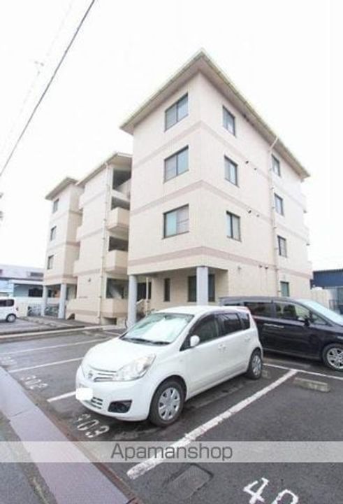 香川県高松市松縄町の賃貸マンションの外観