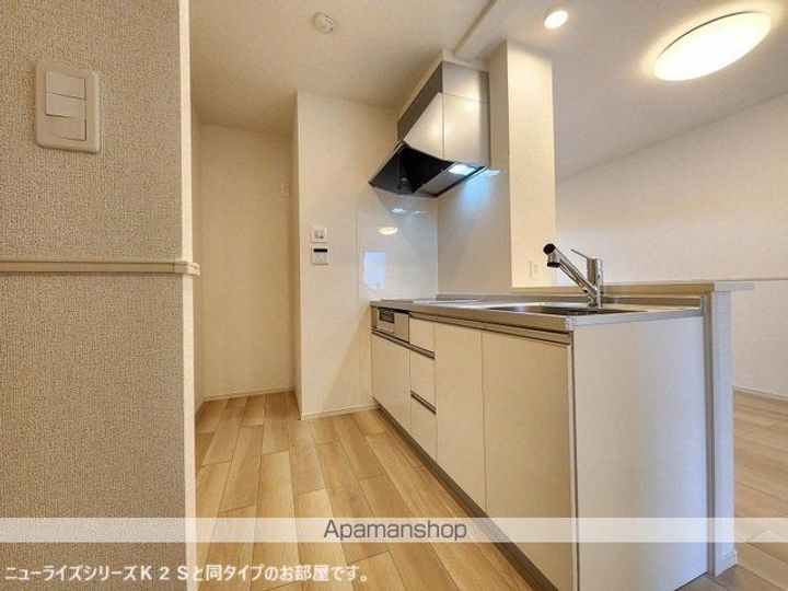埼玉県加須市花崎北2丁目の賃貸アパートのキッチン
