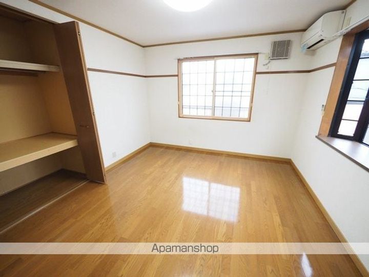 ニューサンライズの内装