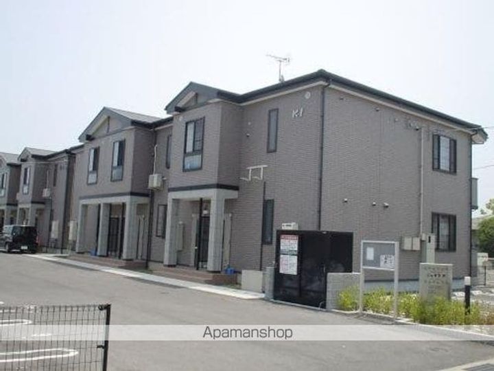 香川県高松市十川西町の賃貸アパートの外観