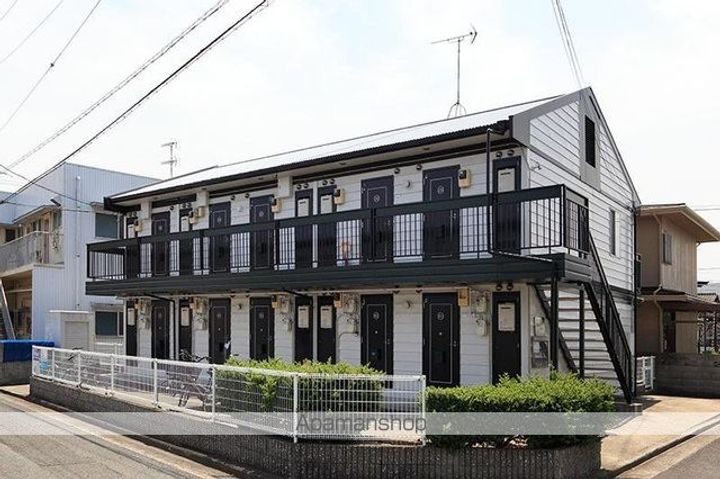 ピア三条北の外観