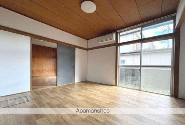 香川県高松市牟礼町大町(一戸建)の賃貸物件の居間