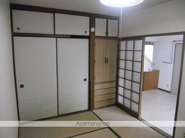 ベルコート七宝台の居間