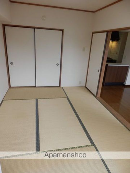 千葉県千葉市中央区南町3丁目の賃貸マンションの内装
