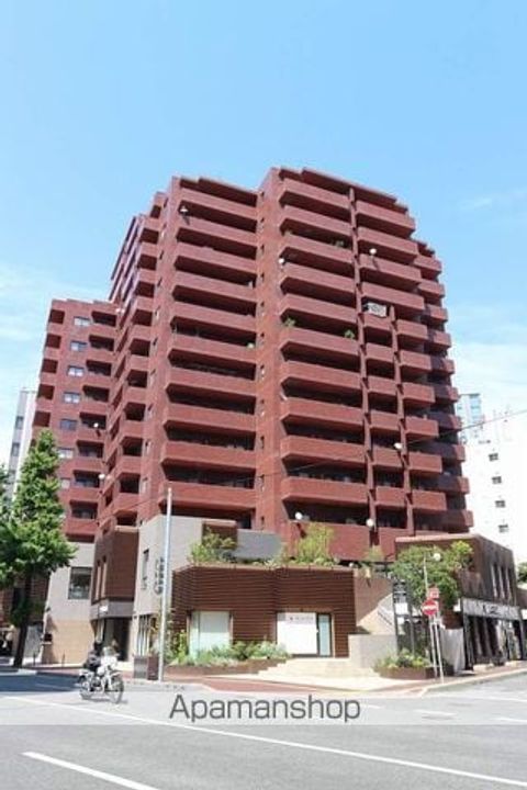 ライオンズマンション博多の外観