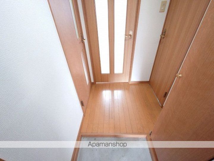 エミネンス住吉の玄関