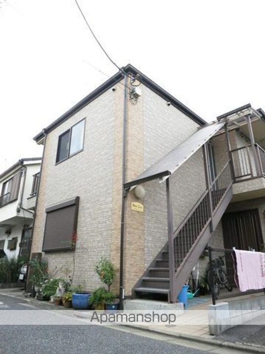 東京都世田谷区松原1丁目の賃貸アパートの外観