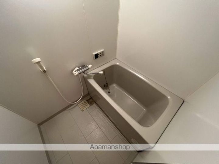 滋賀県蒲生郡日野町中道1丁目の賃貸マンションの風呂